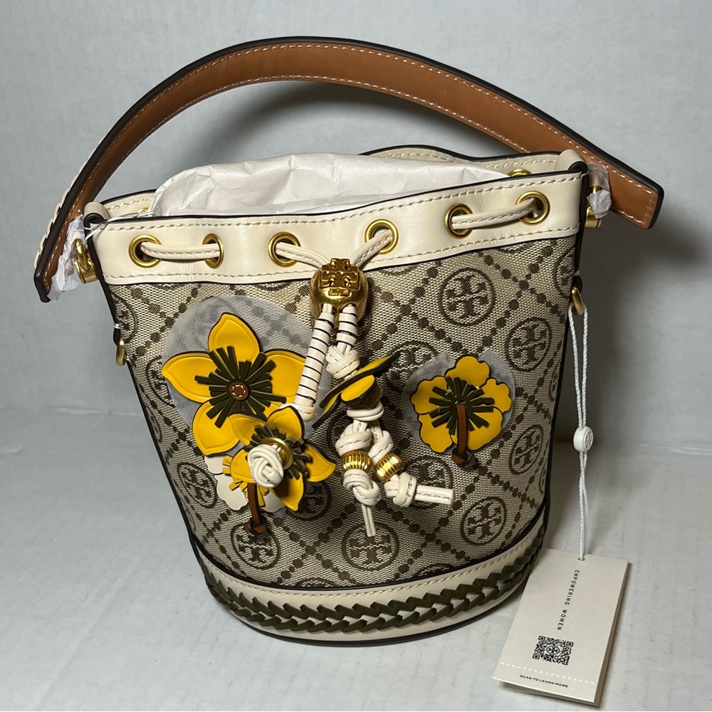 NWT TORY BURCH T-MONOGRAM BRAIDED FLORAL BUCKET BAG